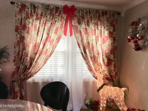 Tiny photo for 412 George Washington Drive, Dandridge, TN 37725 (MLS # 1322647)