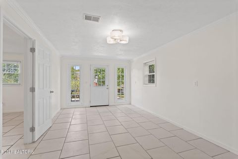 Tiny photo for 412 George Washington Drive, Dandridge, TN 37725 (MLS # 1322647)