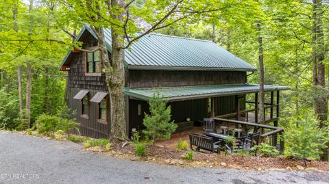 Photo of 2379 Headrick Lead, Sevierville, TN 37862 (MLS # 1340672)