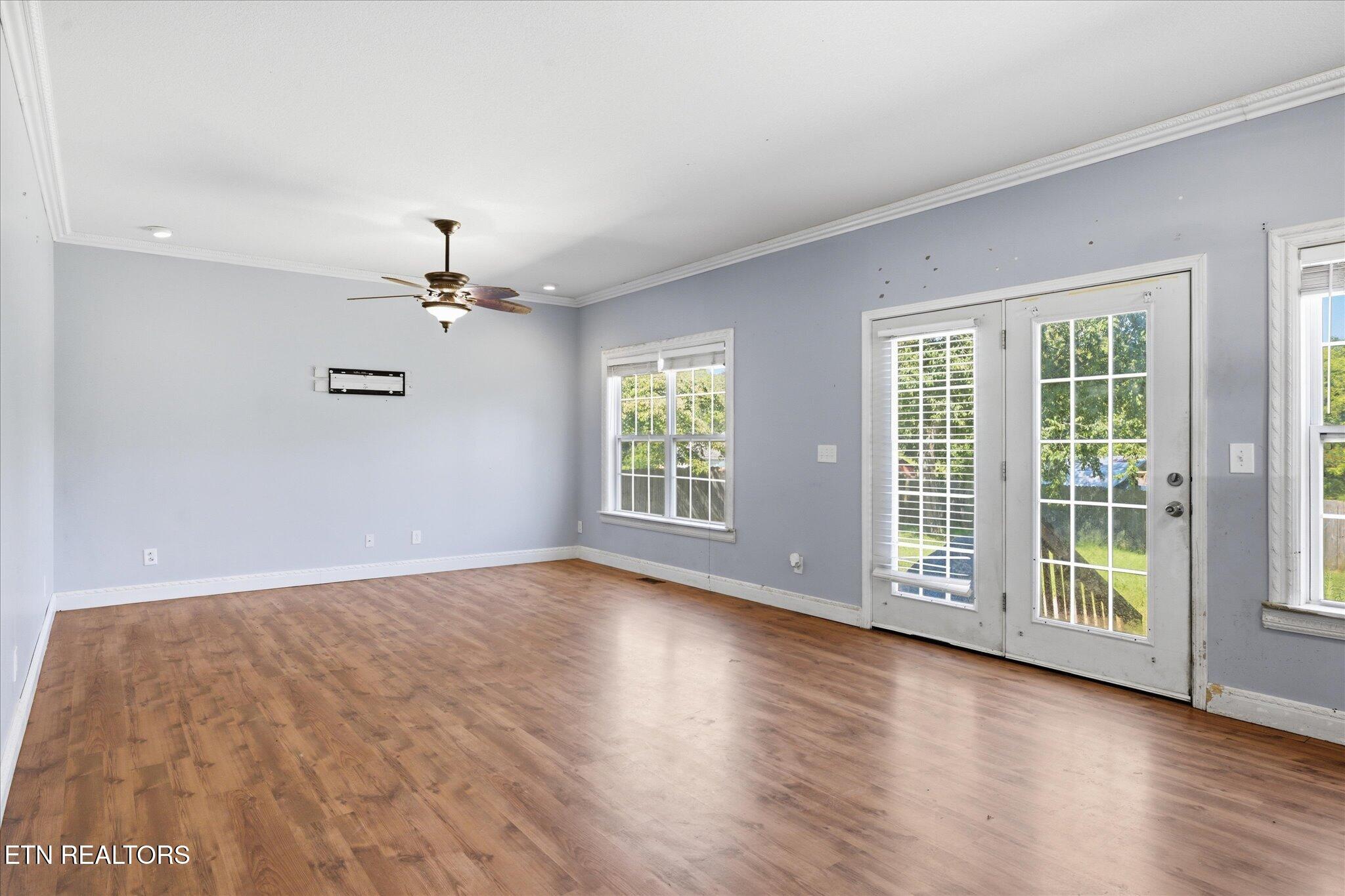 405 Douglas Lane
