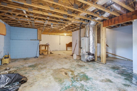 Tiny photo for 405 Douglas Lane, Clinton, TN 37716 (MLS # 1353141)