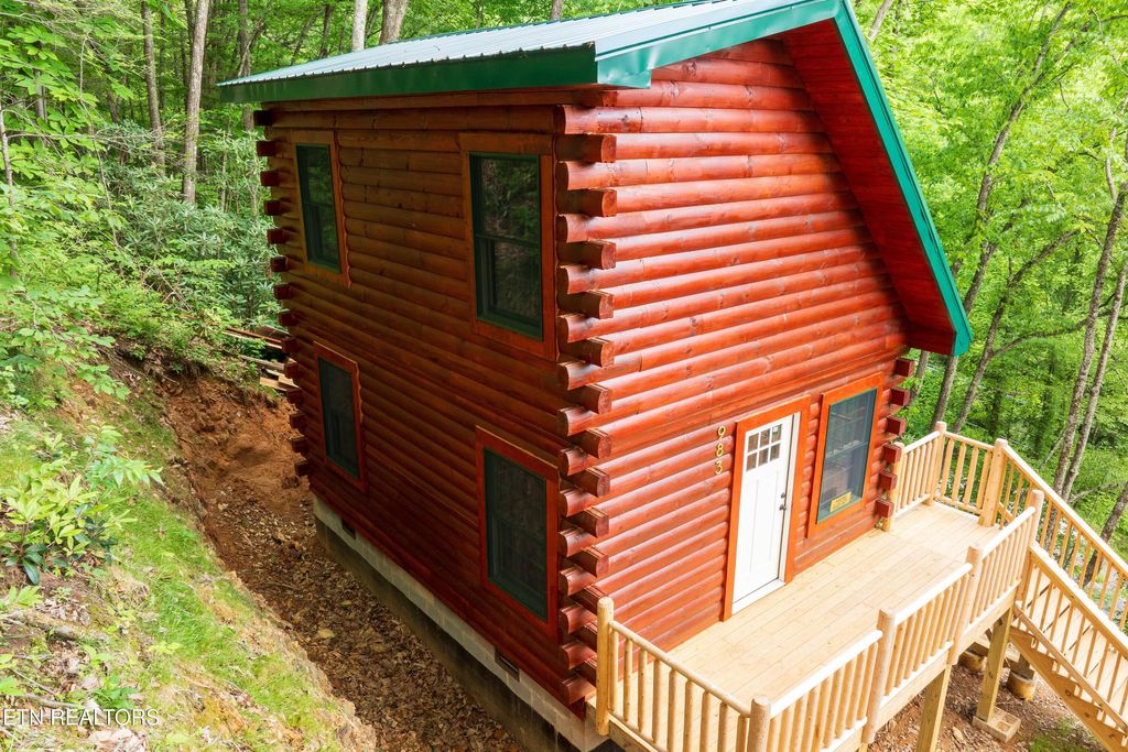 Photo of 983 Stans Rd, Gatlinburg, TN 37738 (MLS # 1340369)