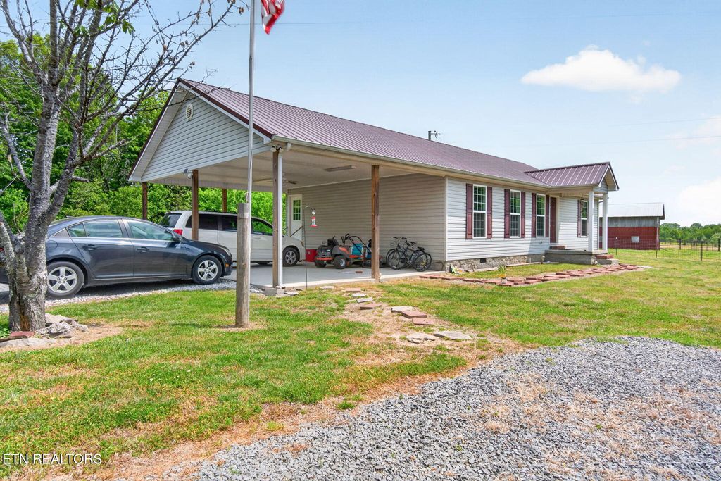 Photo of 259 Freewill Ridge Rd, Gainesboro, TN 38562 (MLS # 1341025)