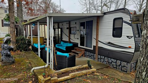 Photo of 37 Beach Rd, Crossville, TN 38572 (MLS # 1322793)