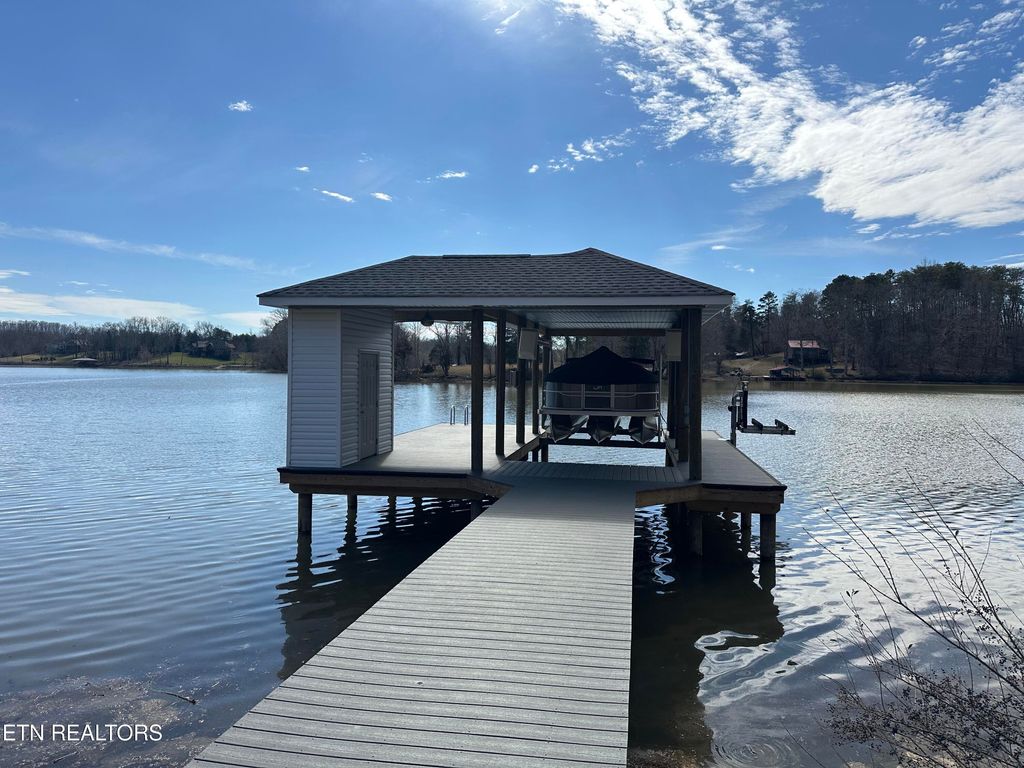 Photo of 3105 Louisville Rd, Louisville, TN 37777 (MLS # 1298914)