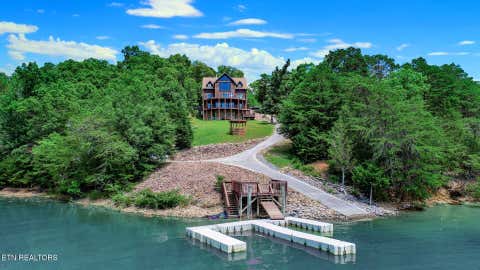 Photo of 1154 Stoneway Court, Baneberry, TN 37890 (MLS # 1352704)