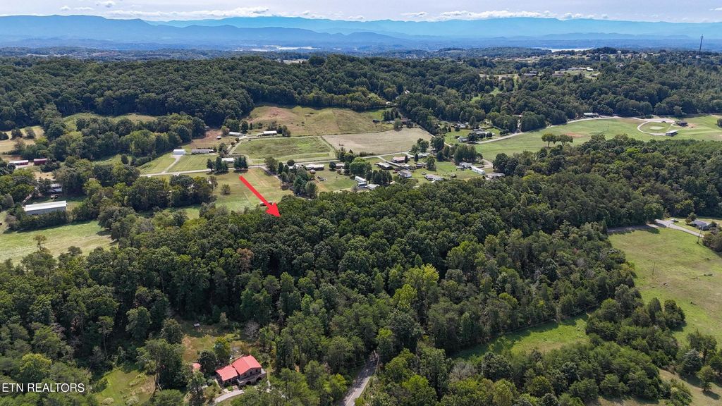 Photo of 9 Price Rd, Dandridge, TN 37725 (MLS # 1281305)