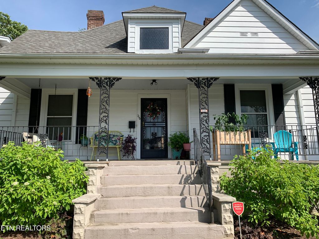 Photo of 116 E Columbia Ave, Knoxville, TN 37917 (MLS # 1331756)