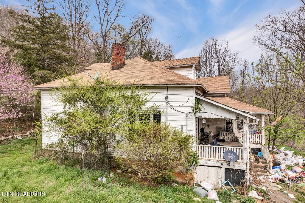 Photo of 290 Maddox Lane, New Tazewell, TN 37825 (MLS # 1243624)