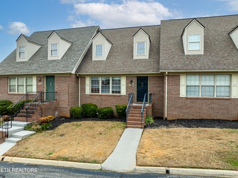 Tiny photo for 2028 Cochran Place, Maryville, TN 37803 (MLS # 1325878)