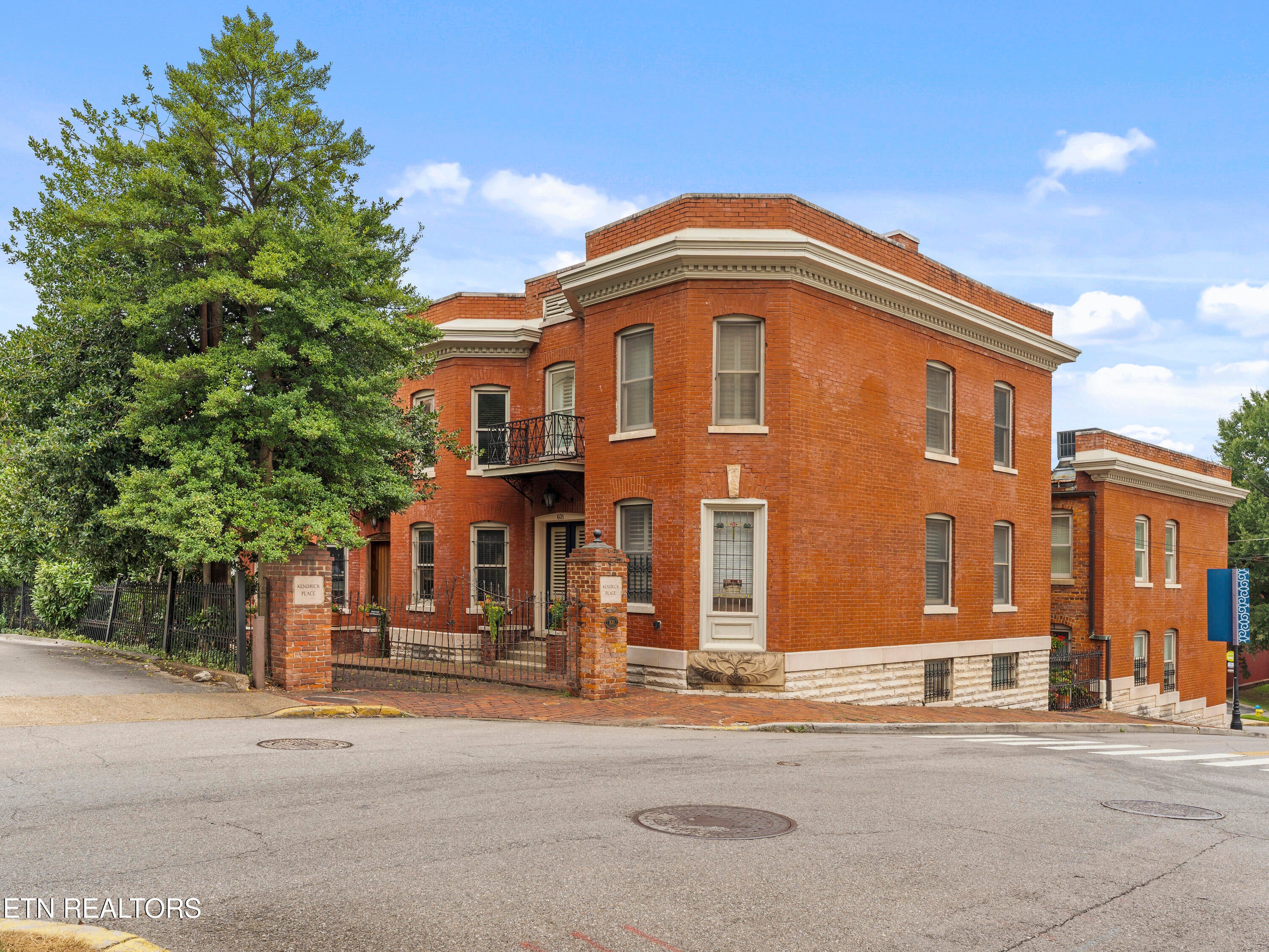 601 Union Ave