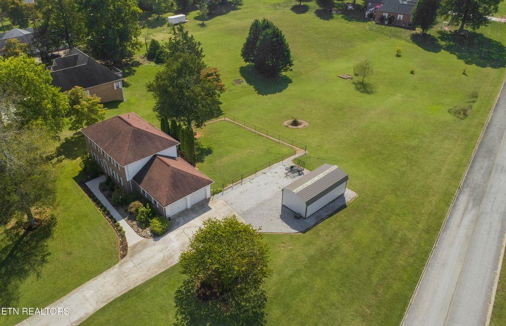 Photo of 734 Bowman Bend Rd, Harriman, TN 37748 (MLS # 1320073)