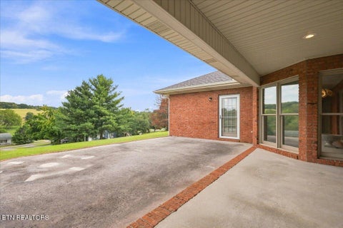Tiny photo for 1272 Stonewall Jackson Drive, Dandridge, TN 37725 (MLS # 1355014)
