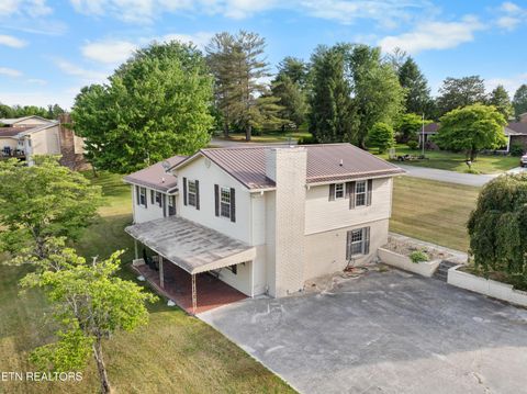 Tiny photo for 121 E Village Circle, LaFollette, TN 37766 (MLS # 1341710)