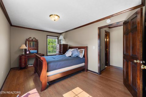 Tiny photo for 121 E Village Circle, LaFollette, TN 37766 (MLS # 1341710)