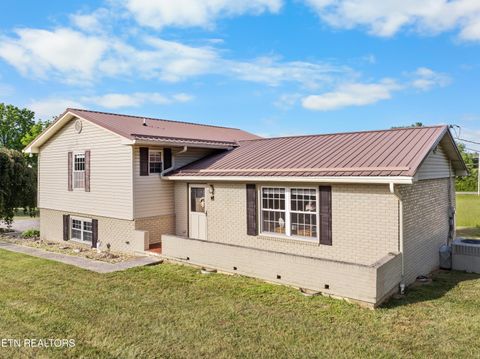 Tiny photo for 121 E Village Circle, LaFollette, TN 37766 (MLS # 1341710)