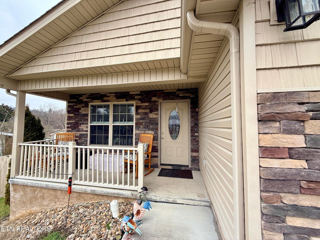 Photo of 314 Two View Drive, Pigeon Forge, TN 37863 (MLS # 1330822)
