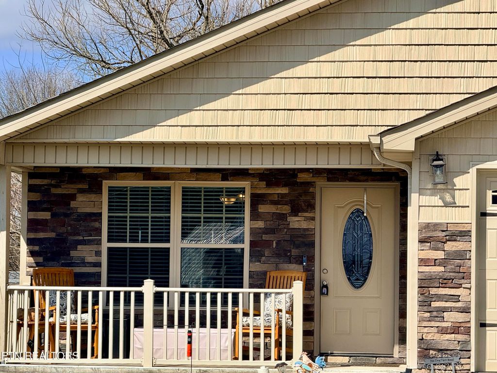 Photo of 314 Two View Drive, Pigeon Forge, TN 37863 (MLS # 1330822)