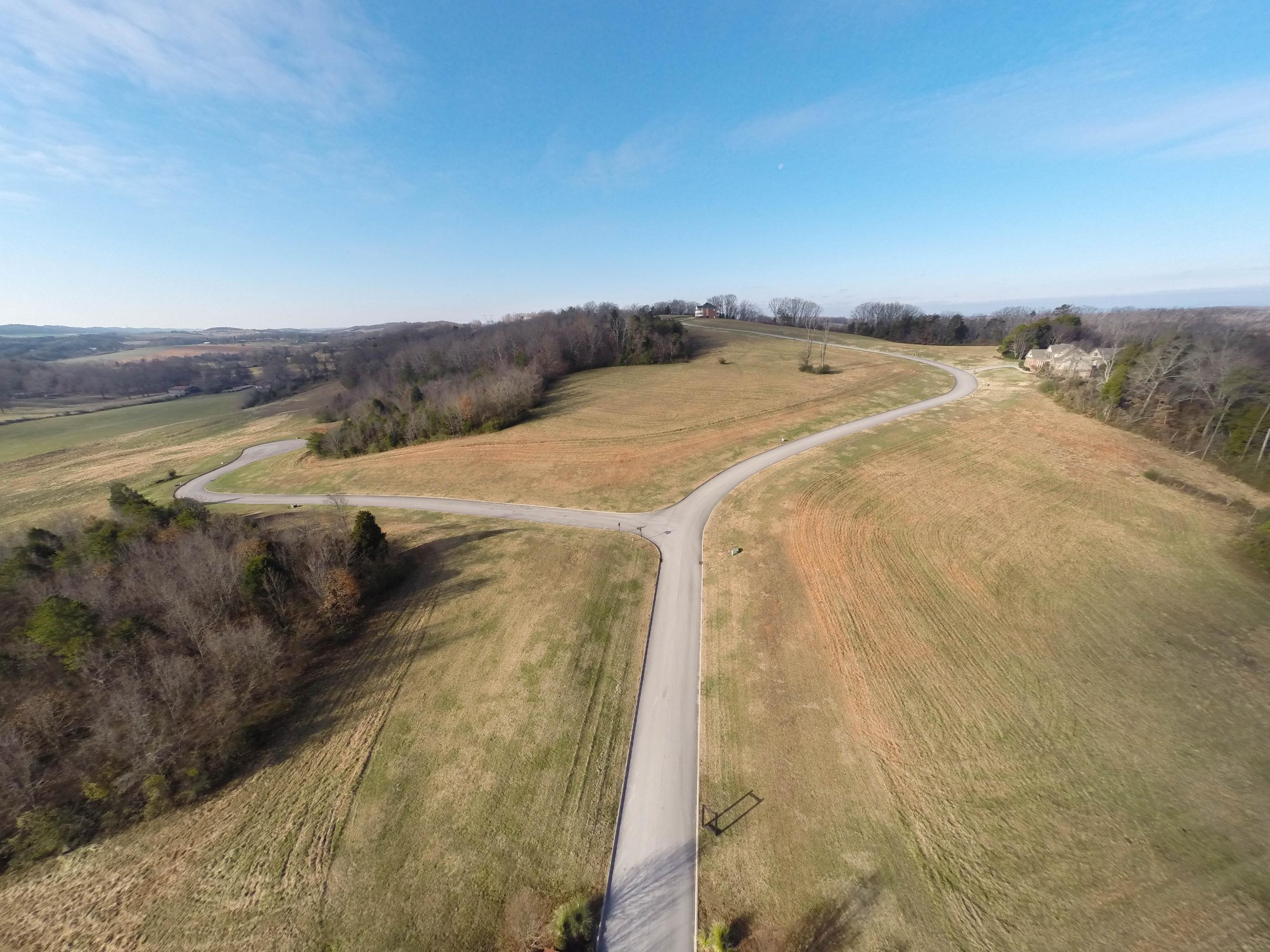 Photo 1 of 7 — 379 Summer Glenn Ln, Loudon, TN 37774