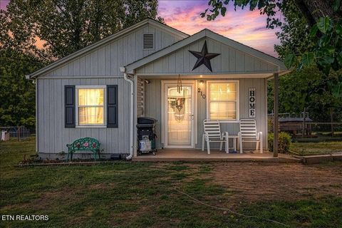 Photo of 210 2nd Street, Englewood, TN 37329 (MLS # 1338036)