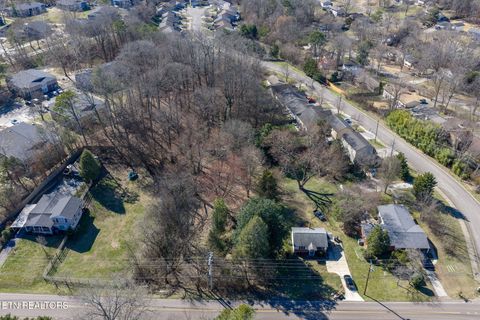 Tiny photo for 1329 Francis Rd, Knoxville, TN 37909 (MLS # 1331294)
