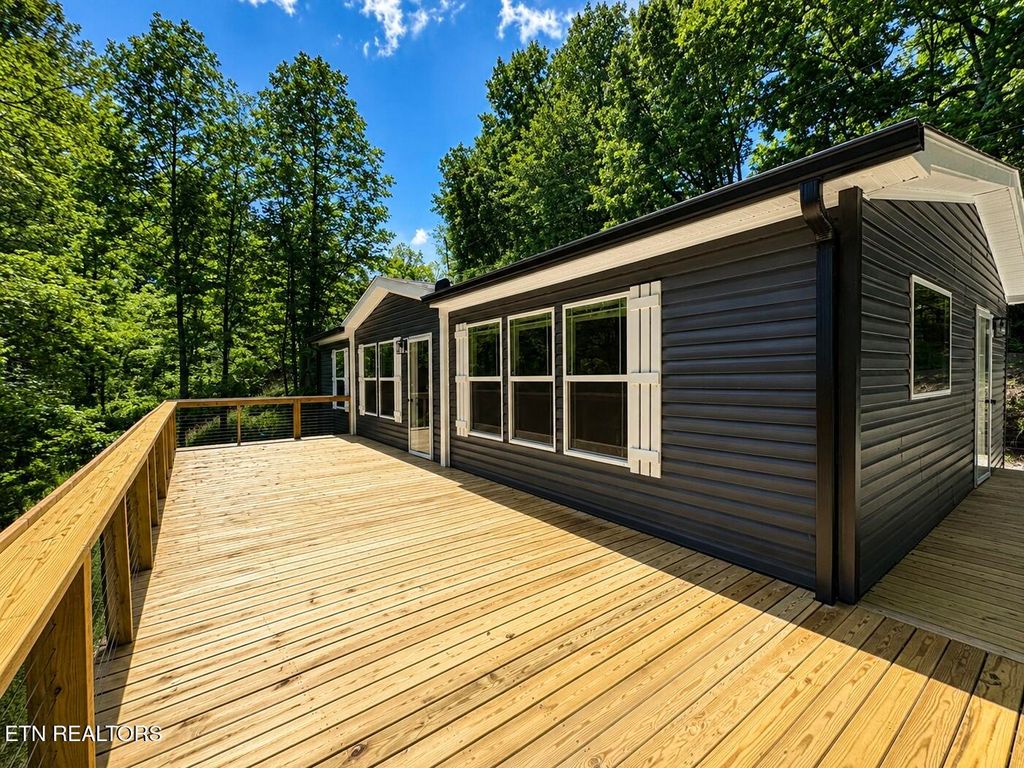 Photo of 264 Rain Valley Rd, LaFollette, TN 37766 (MLS # 1341452)