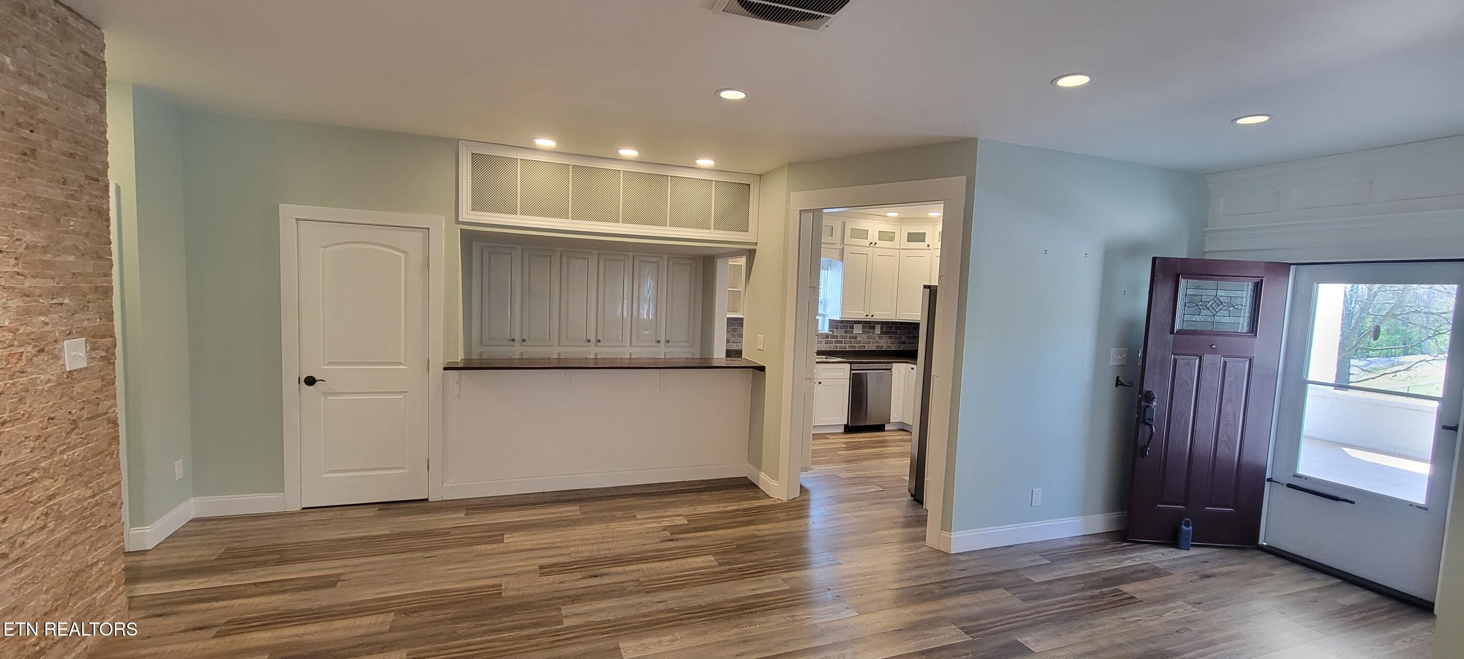 413 Hollingsworth Circle