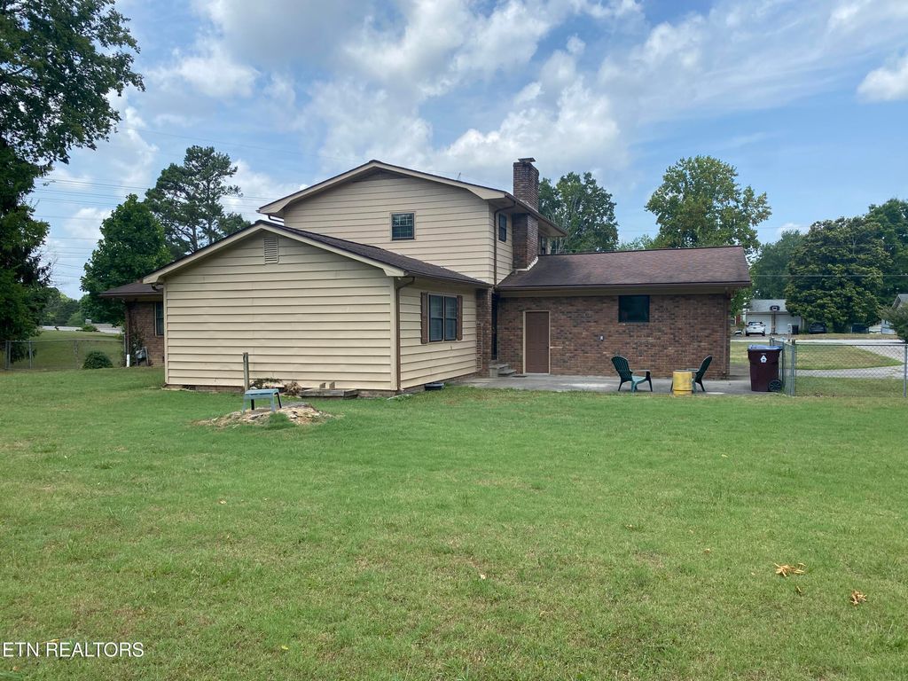 Photo of 891 W Cunningham St, Alcoa, TN 37701 (MLS # 1319313)