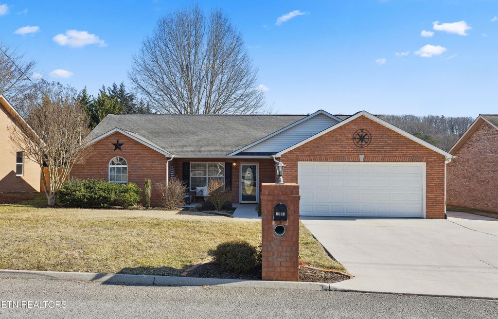 Photo of 6626 Carina Lane, Corryton, TN 37721 (MLS # 1287780)