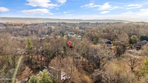 Tiny photo for 704 Knights Bridge Rd, Maryville, TN 37803 (MLS # 1324605)