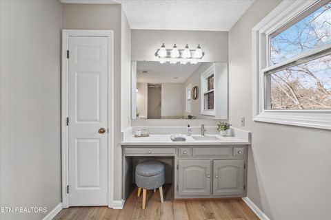 Tiny photo for 704 Knights Bridge Rd, Maryville, TN 37803 (MLS # 1324605)