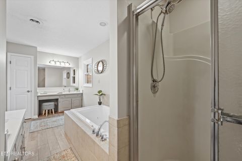 Tiny photo for 704 Knights Bridge Rd, Maryville, TN 37803 (MLS # 1324605)