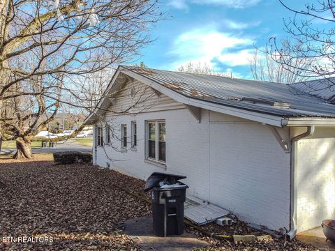 Tiny photo for 10 Pine Street St, Athens, TN 37303 (MLS # 1324179)