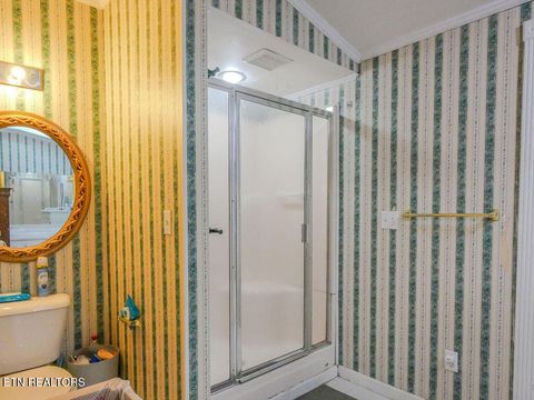 Tiny photo for 10 Pine Street St, Athens, TN 37303 (MLS # 1324179)