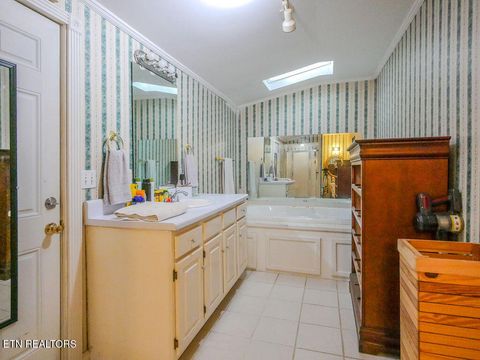 Tiny photo for 10 Pine Street St, Athens, TN 37303 (MLS # 1324179)