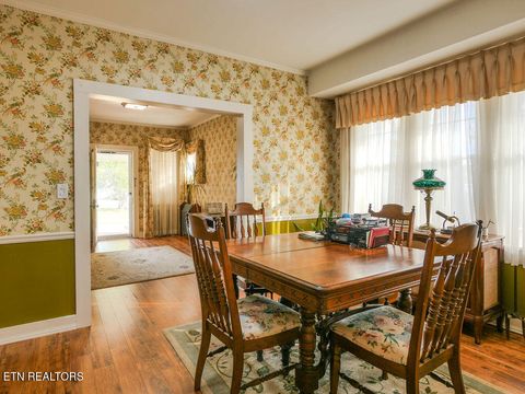 Tiny photo for 10 Pine Street St, Athens, TN 37303 (MLS # 1324179)