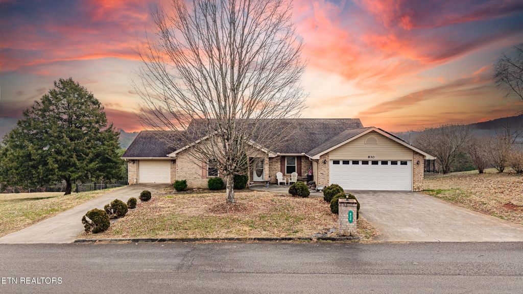 Photo of 830 River Cliff Drive, Kodak, TN 37764 (MLS # 1325953)