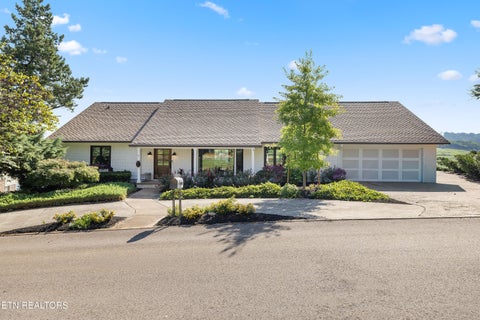 Tiny photo for 727 Cheowa Circle, Knoxville, TN 37919 (MLS # 1355397)