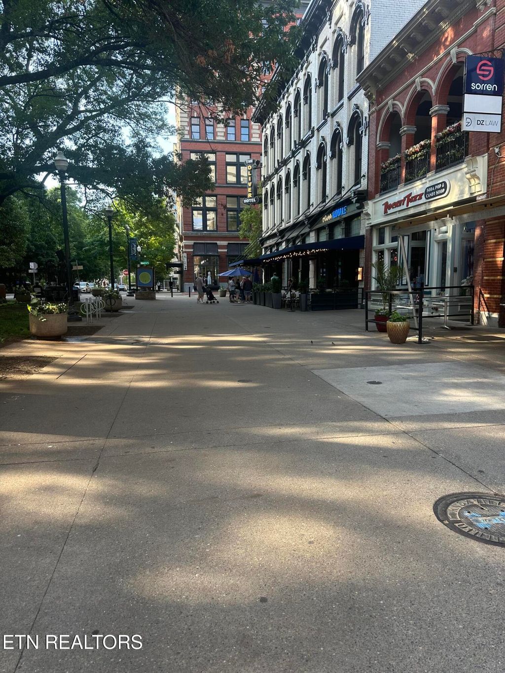 Photo of 440 Walnut St #402, Knoxville, TN 37902 (MLS # 1340670)