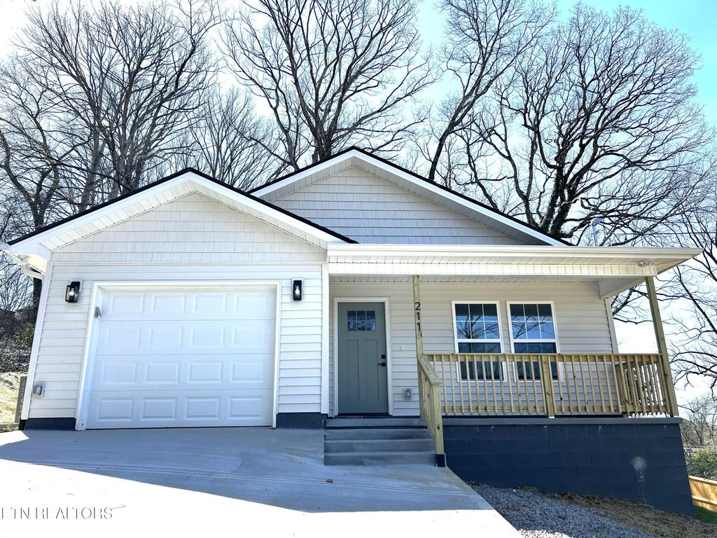 Photo of 211 Mavis Lane, Maryville, TN 37804 (MLS # 1332670)