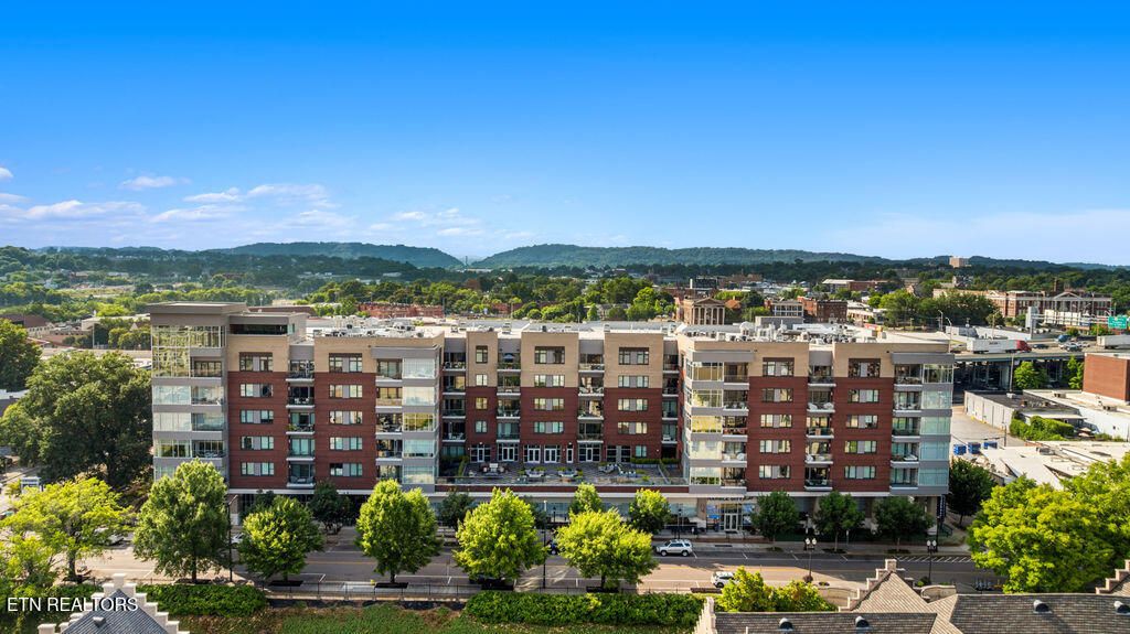 Photo of 333 W Depot Ave #310, Knoxville, TN 37917 (MLS # 1333643)