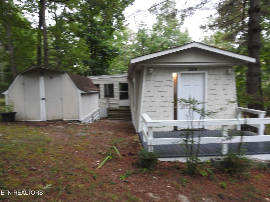 Photo of 244 Rugby Rd, Crossville, TN 38558 (MLS # 1313979)