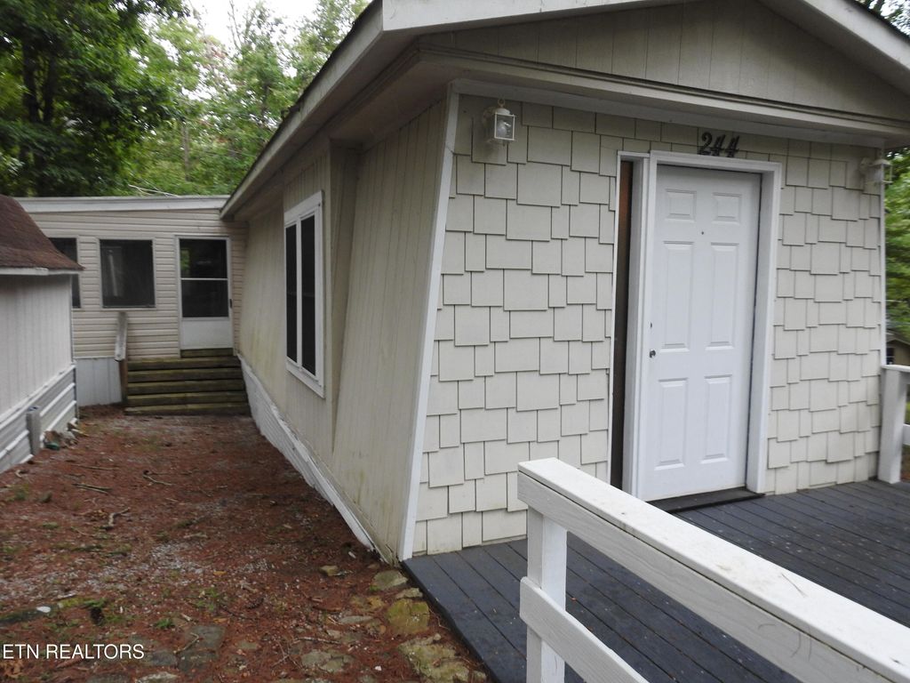 Photo of 244 Rugby Rd, Crossville, TN 38558 (MLS # 1313979)