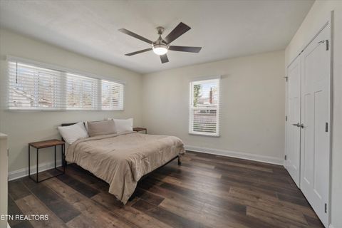 Tiny photo for 612 N Chestnut St, Knoxville, TN 37914 (MLS # 1334173)