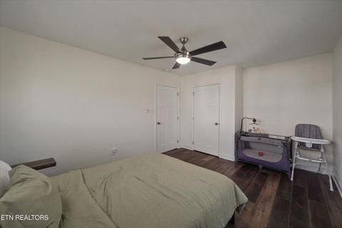 Tiny photo for 612 N Chestnut St, Knoxville, TN 37914 (MLS # 1334173)