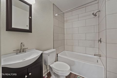Tiny photo for 612 N Chestnut St, Knoxville, TN 37914 (MLS # 1334173)