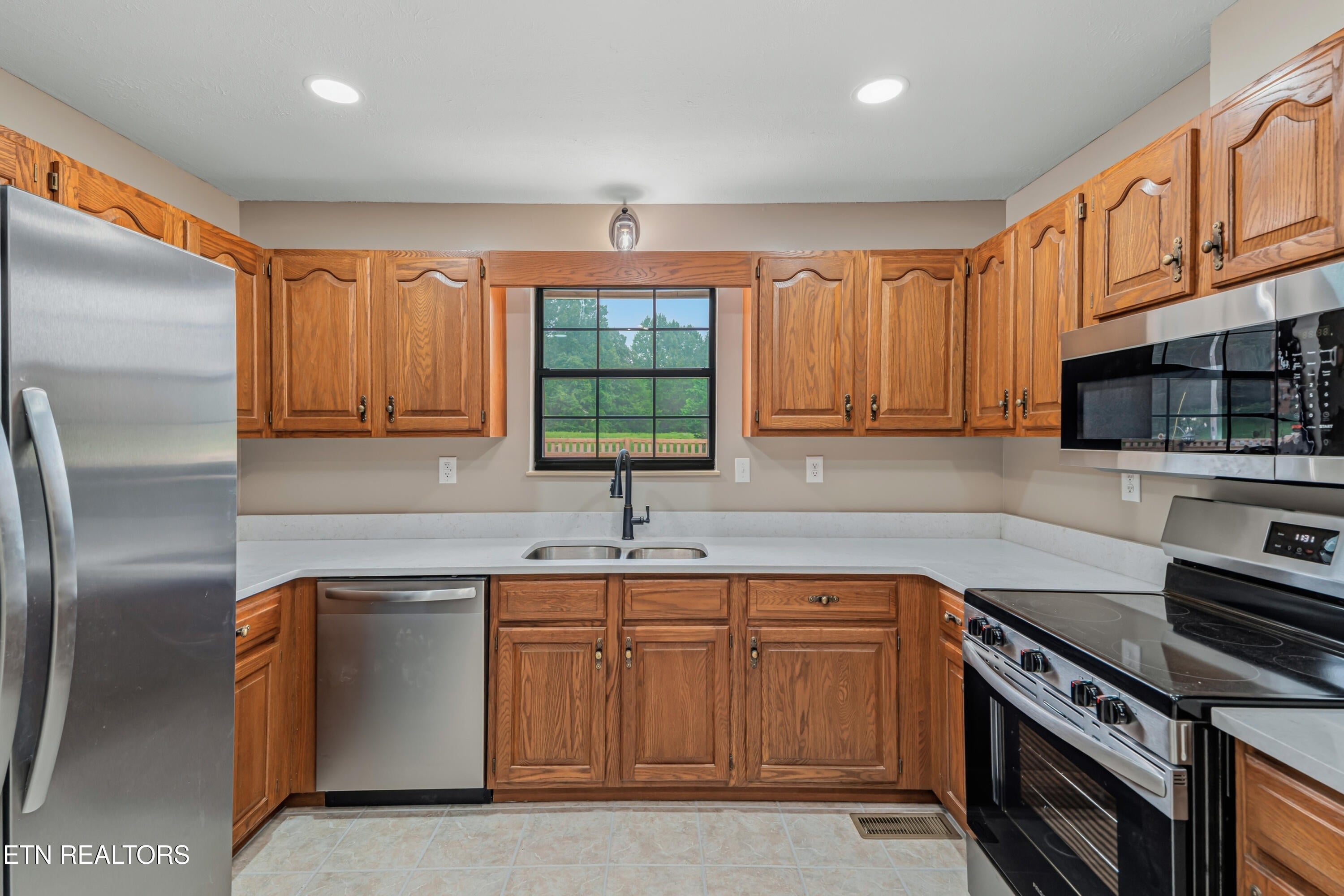 394 Pattie Gap Rd