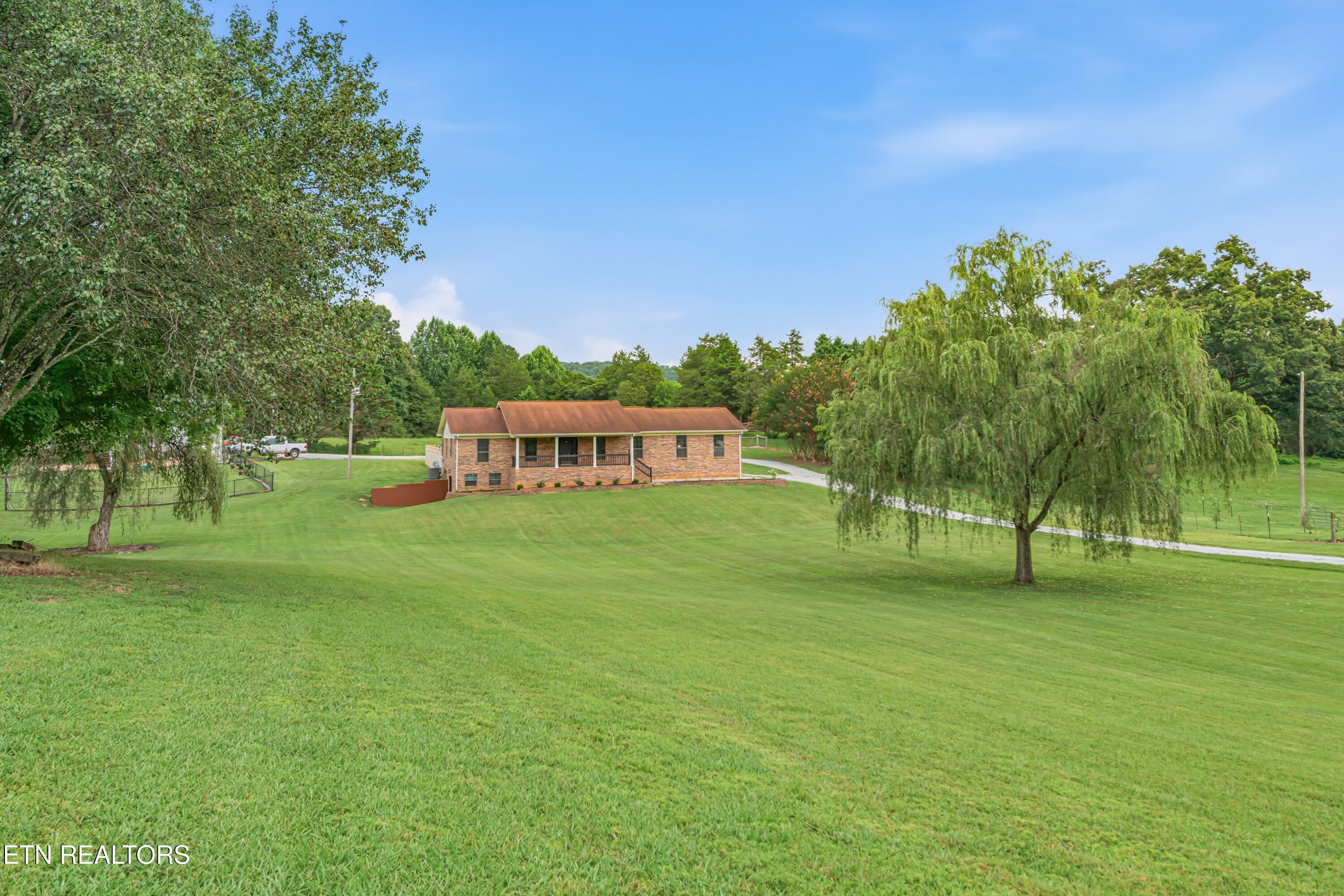 394 Pattie Gap Rd