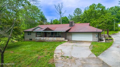Photo of 325 Vernal Drive, Harriman, TN 37748 (MLS # 1342155)