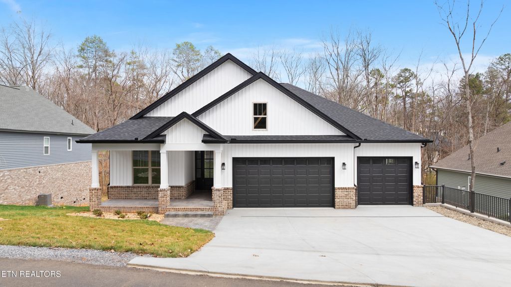 Photo of 115 Ootsima Way, Loudon, TN 37774 (MLS # 1331533)